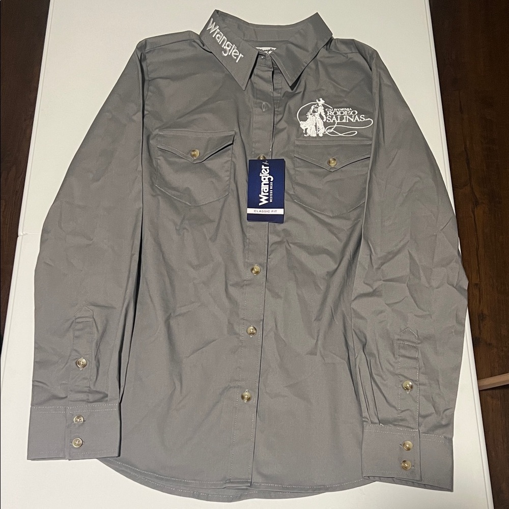 Wrangler Retro Women’s California Rodeo Salinas button up shirt Size Small